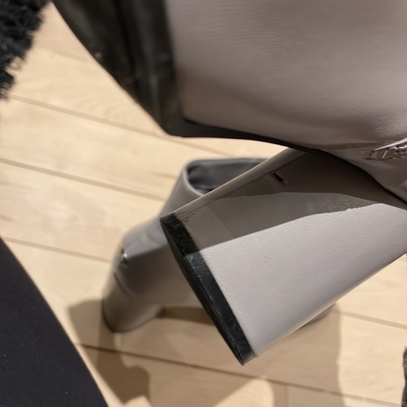 Guess Chatty Leather Booties size 10 - Picture 7 of 7